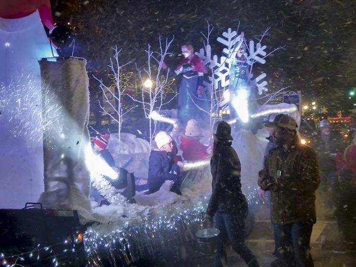 Newnan Christmas parade a snowy holiday highlight The Citizen