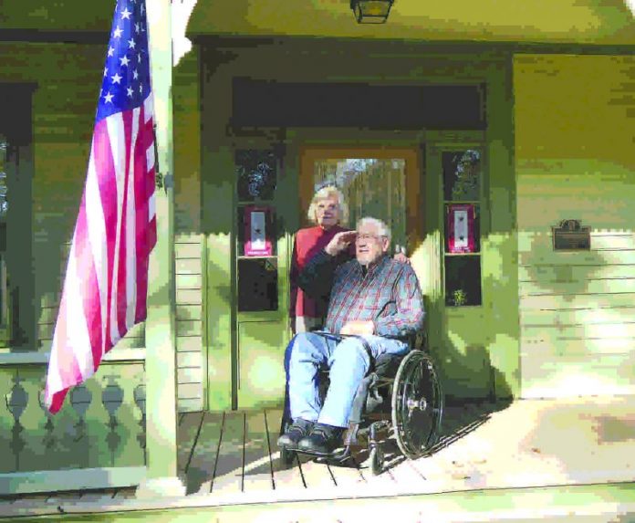 Glenn and Jeanne Brewer in 2014 commemorated Veterans Day at their Fayetteville home. Photo/The Citizen.