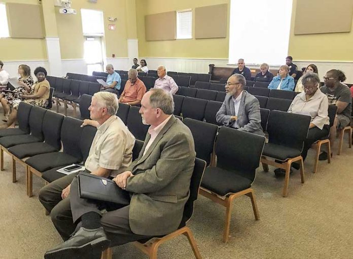 A small crowd gathered Thursday night to see the City Council rescind a proclamation honoring Confederate heritage. Photo/Ben Nelms.