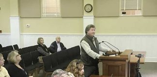 Developer Bob Rolader answers questions from the Fayetteville City Council. Photo/Ben Nelms.