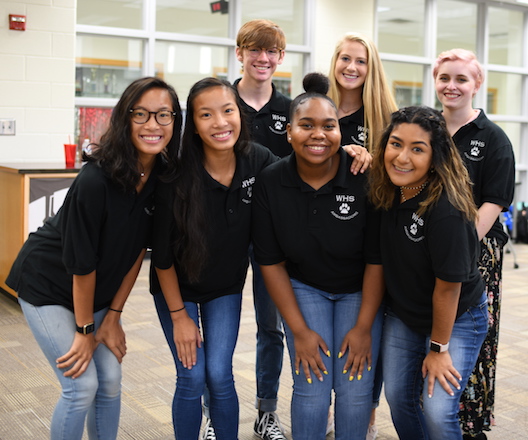 <b>Whitewater High’s student ambassadors awaiting the arrival of over 30 Fayette County emergency service personnel. Photo/Fayette County School System.</b>