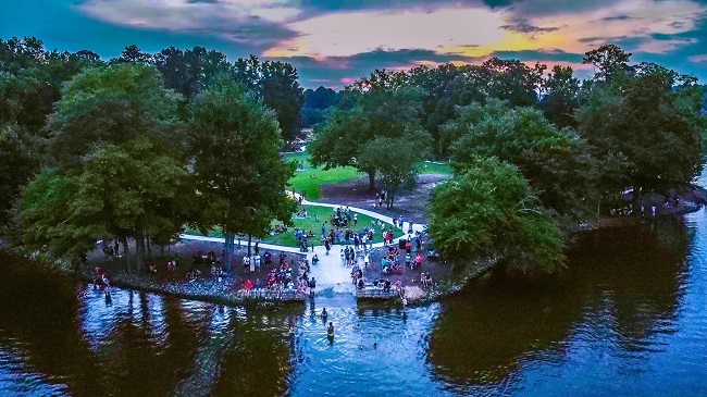 Free the 4th' gathering at Drake Field marks 2020 Peachtree City  celebration - The Citizen