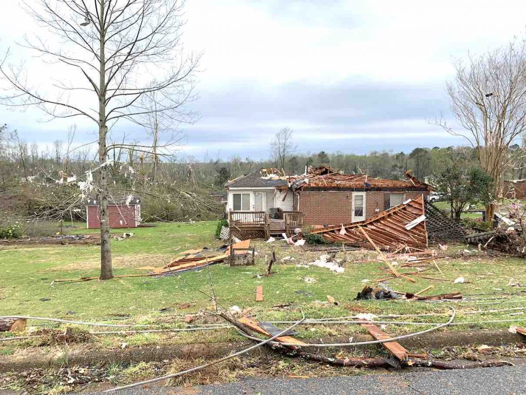 Sheriff: Tornado passes over Fayette, some power outages, but nobody ...