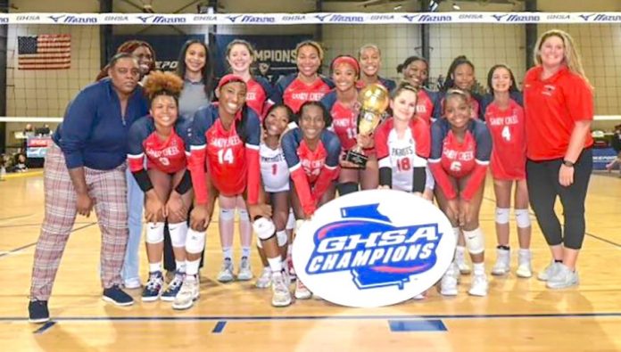 Sandy Creek girls take state volleyball crown.